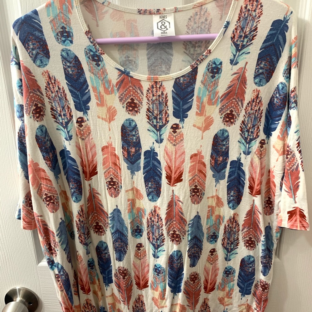 Agnes & Dora feather top M